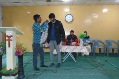 the-christmas-kids-festival-brother-joseph-receiving-honarary-floral